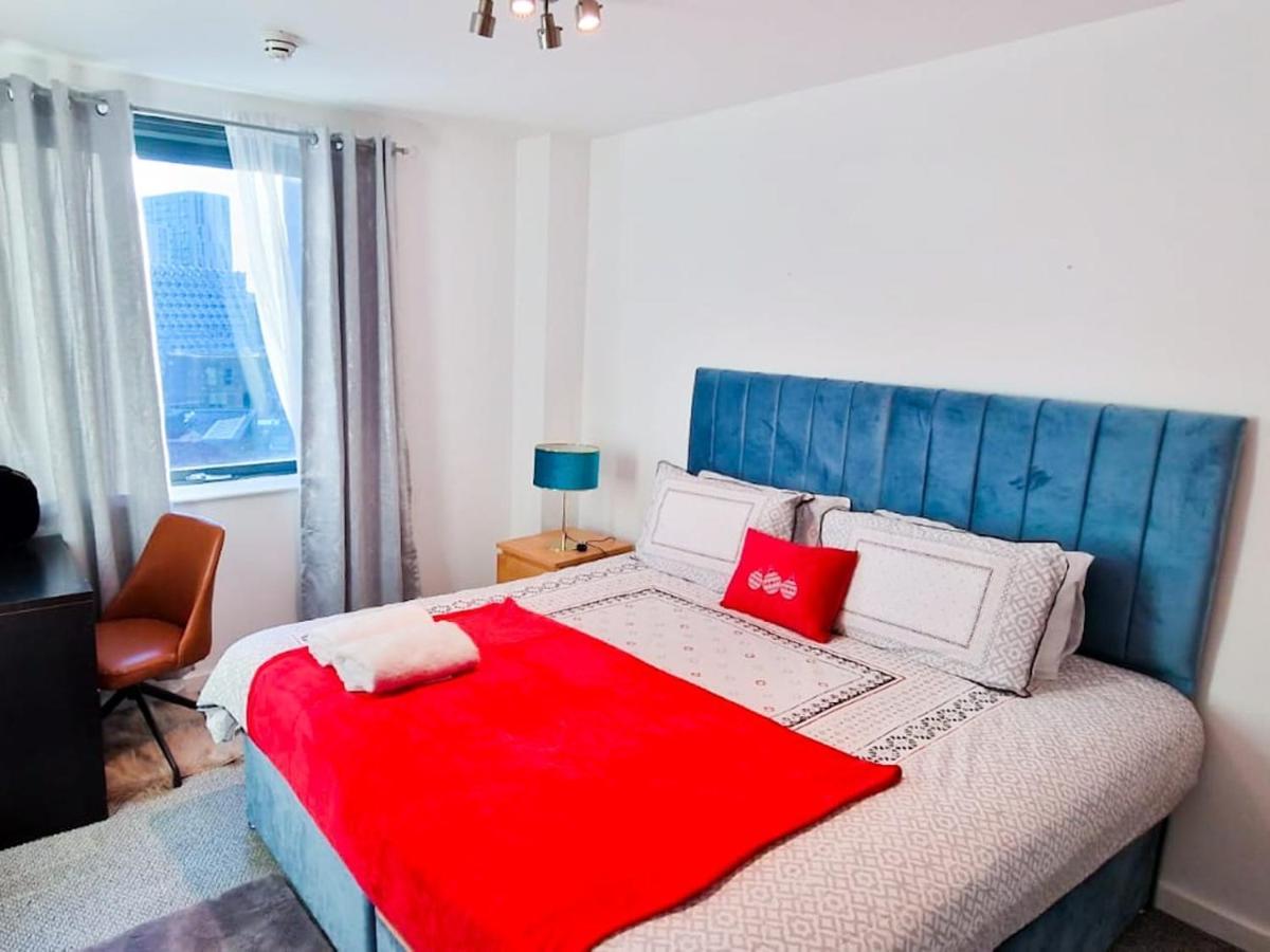 Lovely 2-Bedroom Apartment, Free Parking Manchester Eksteriør billede
